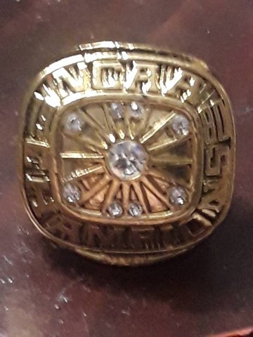 LOUIVISVILLE CARDINALS 1980 NCAA RING
