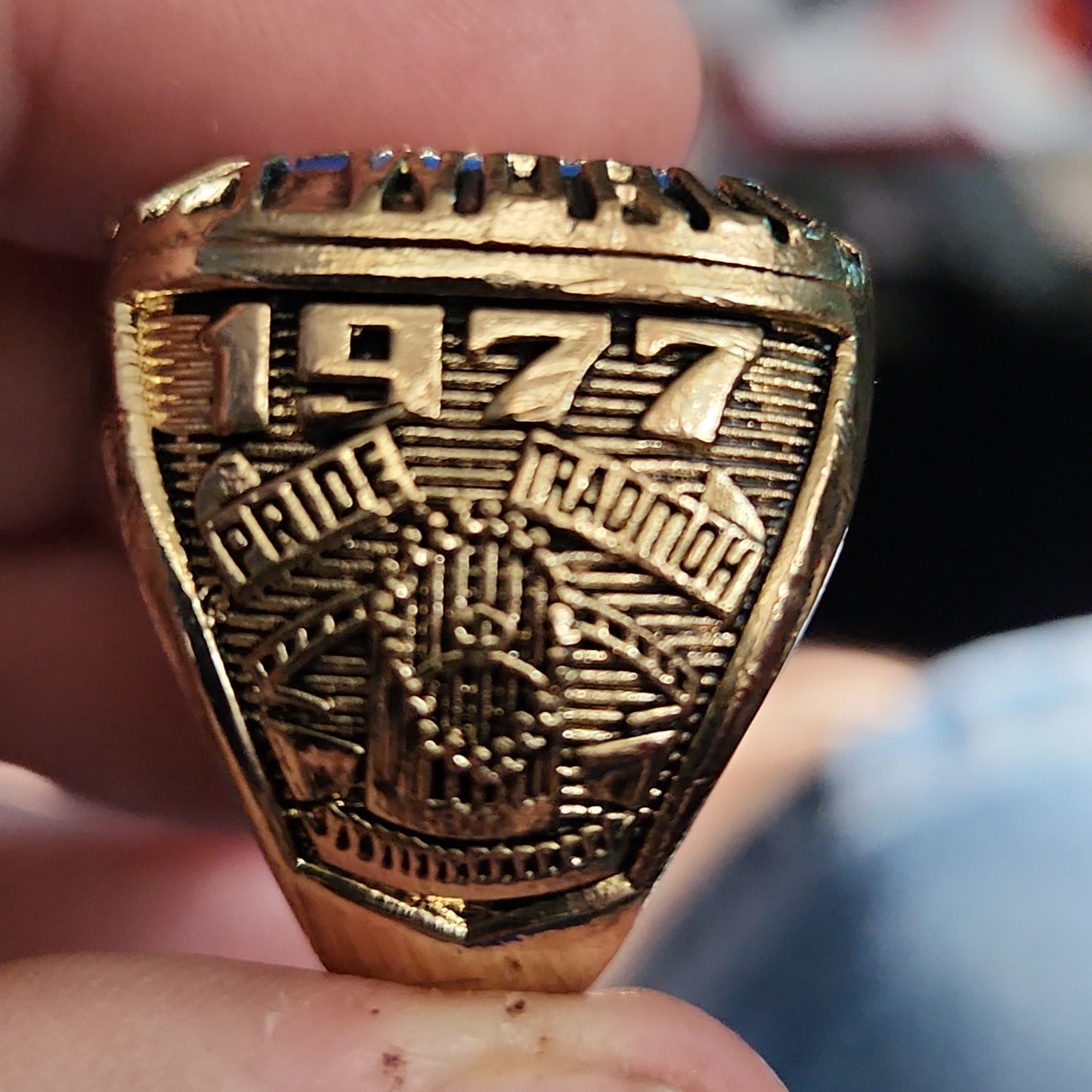 YANKEES 77 W.S. RINGS