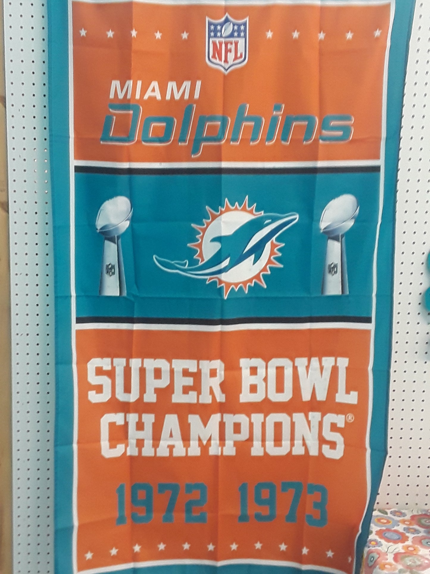 DOLPHINS SB FLAG