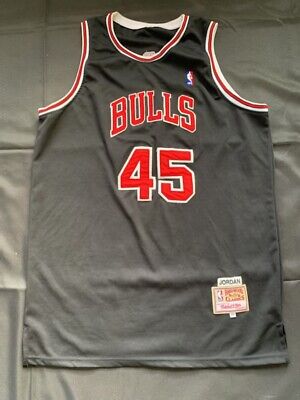 Jordan Black #45 Mitchell & Ness Bulls Jersey